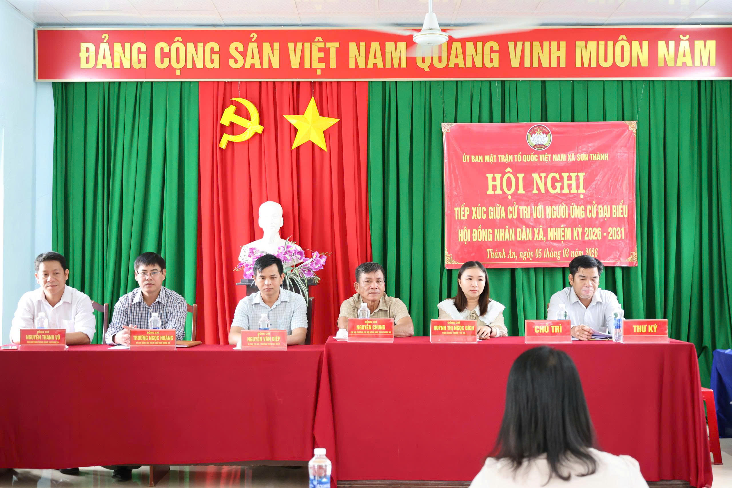 z7589736260505-d6600e800f14f6fd6a81f4e74213d696